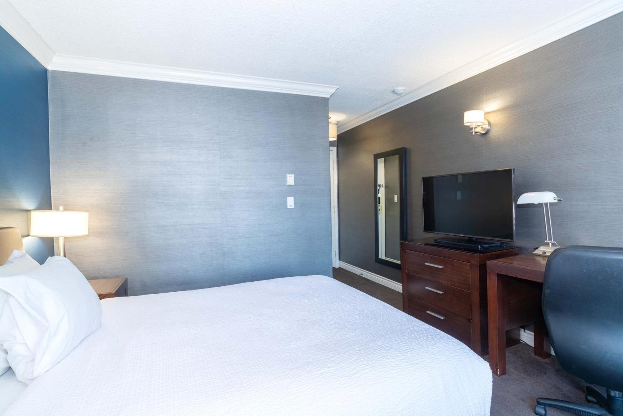 Sandman Hotel & Suites Kelowna Exterior foto