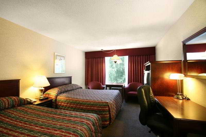 Sandman Hotel & Suites Kelowna Quarto foto